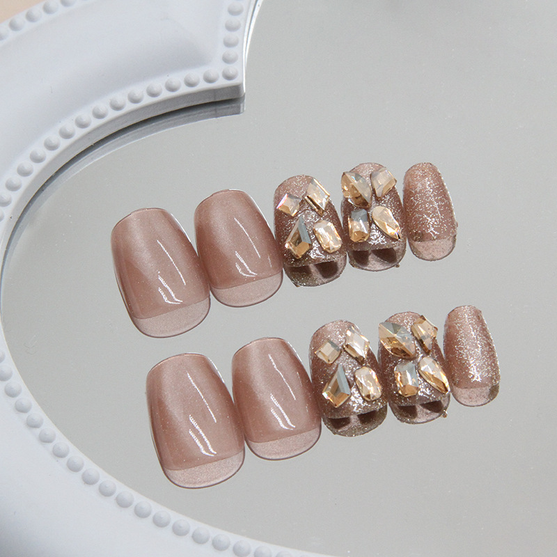 24Pcs Cat's Eye Handmade Fake  - Nail Art Glitter 评论和价格