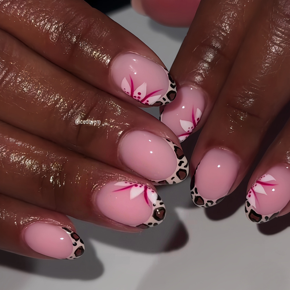 Short long fake nails for wome - Nail Art Glitter 评论和价格
